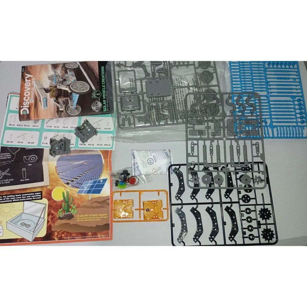 DISCOVERY Stem - You Build-It Solar Vehicle 197 Pieces (Ages 8) (Complete)